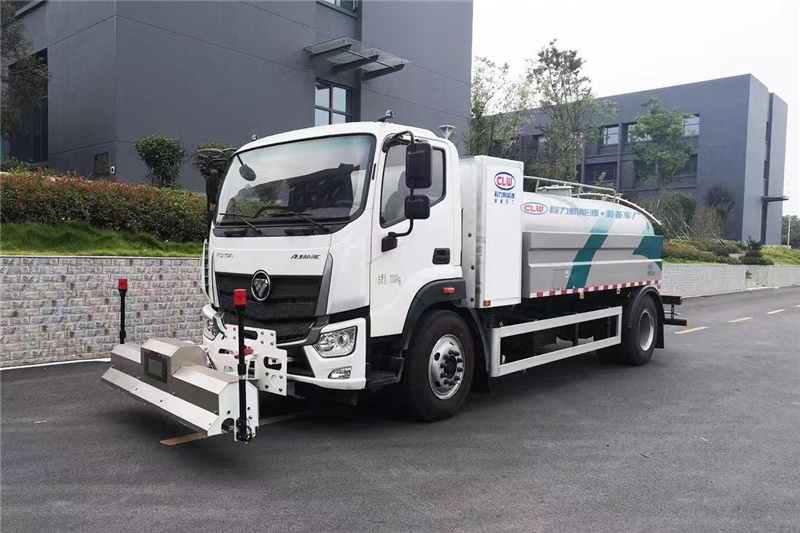 每天一款財富車型推薦：純電動福田路面清洗車由機械、液壓、電控三部分合為一體的專用沖洗作業車