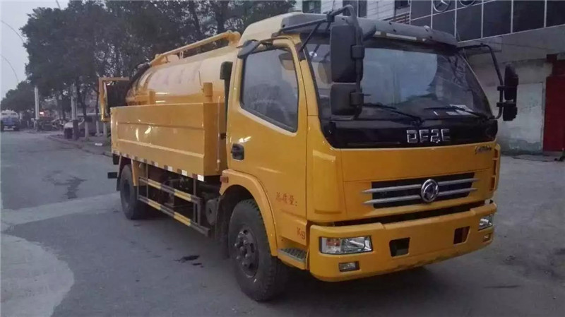 東風大多利卡清洗吸污車集高壓清洗車和吸污車的多功能作業車輛