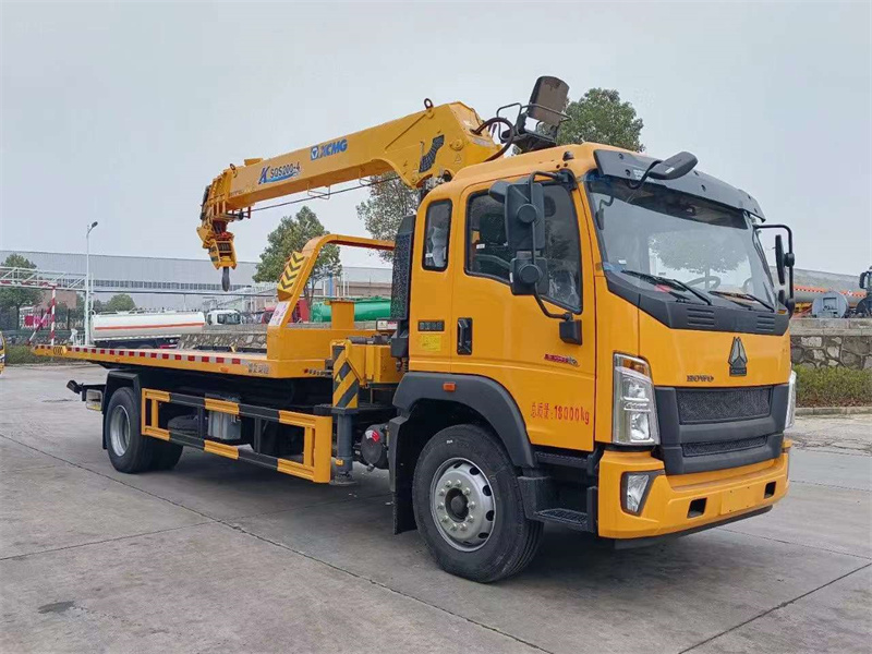 國六重汽豪沃G5X帶8噸吊機清障車