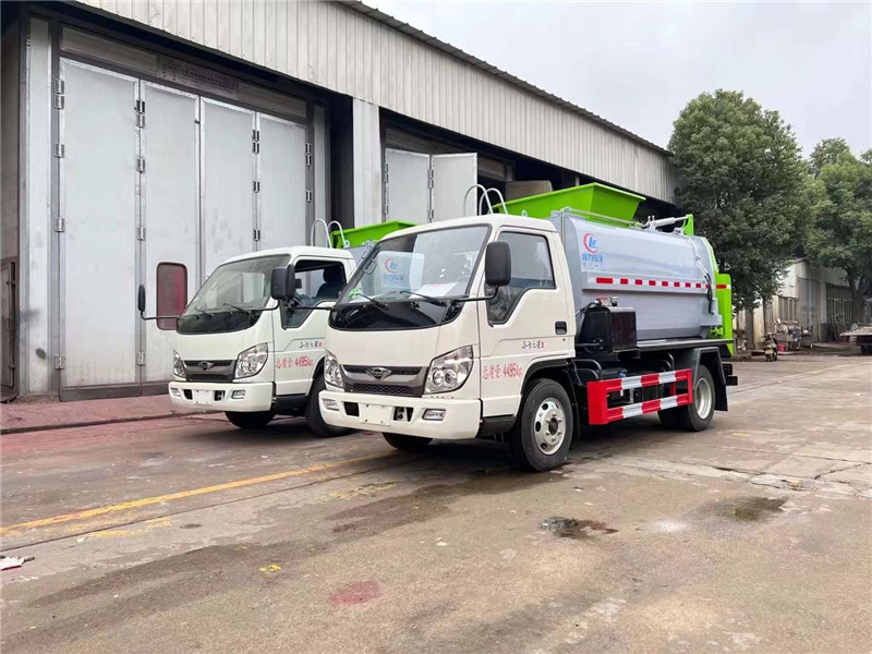 藍(lán)牌福田5方餐廚垃圾車(chē)